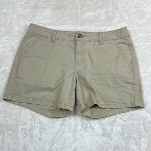 a.n.a Women's Tan Mid-Rise Midi Short 5" Inseam Shorts